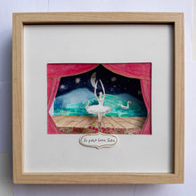 Cargar imagen en el visor de la galería, Le petit Swan Lake